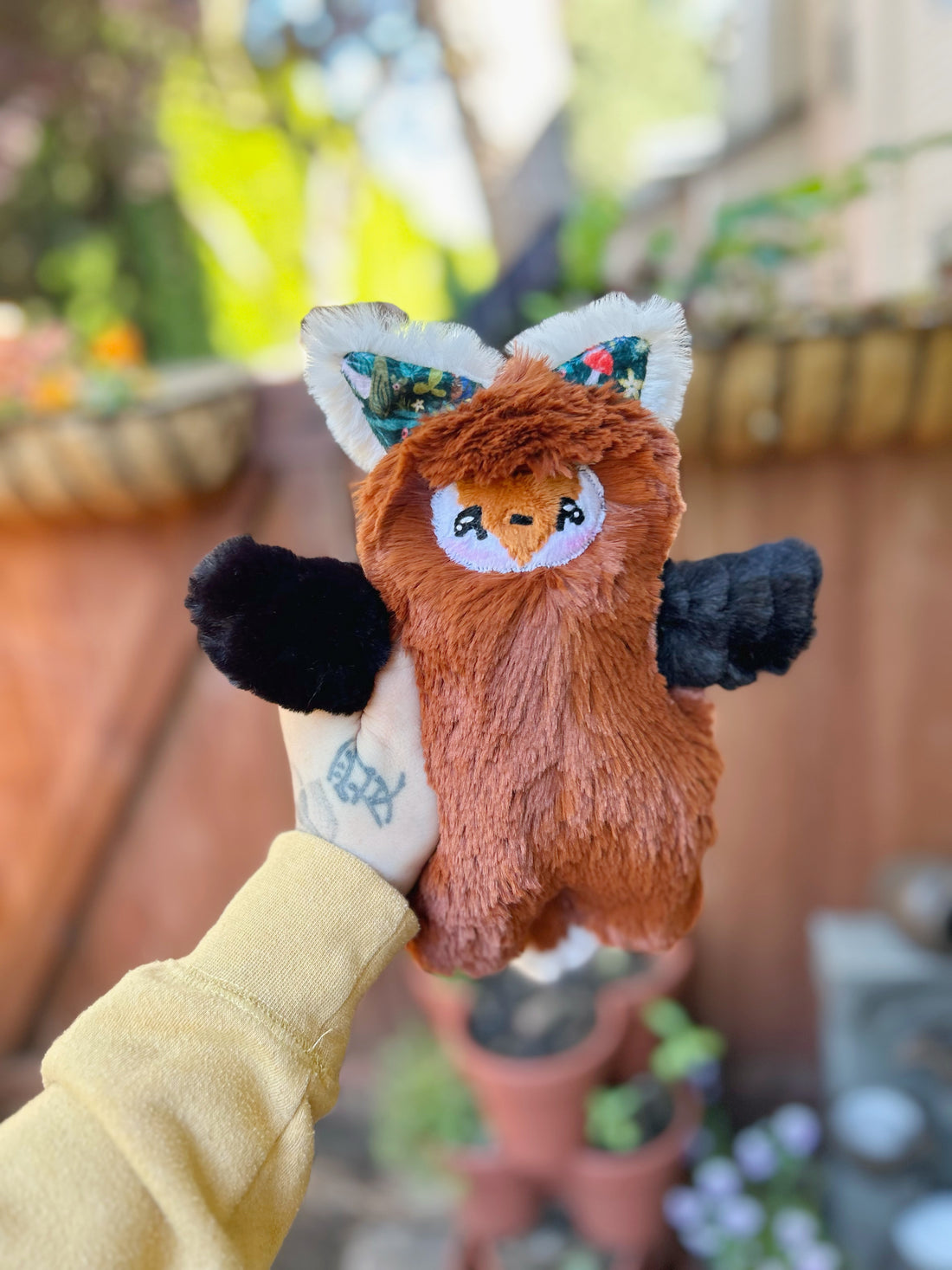 Trixy the fox in ‘Gnome place like home’
Star Dust Size